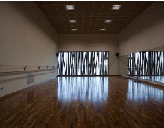 雀之戀藝術(shù)培訓(xùn)中心