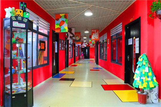 五彩夢畫少兒美術加盟有哪些支持？