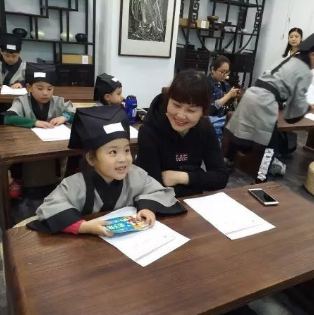 如一書院加盟條件高嗎？