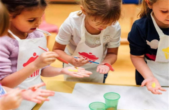 稀區(qū)美術(shù)教育