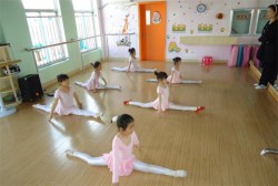 晶橙果藝術(shù)教育