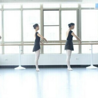 王亮舞蹈工作室