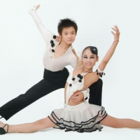 樂(lè)樂(lè)陽(yáng)光舞蹈