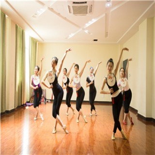 當(dāng)兔藝術(shù)教育