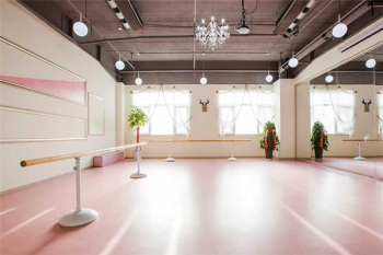 五月坊文化藝術(shù)