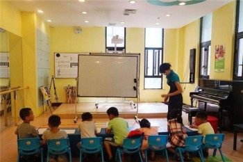 童藝瀾少兒藝術(shù)培訓(xùn)