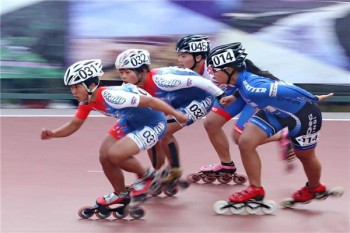 少兒花樣輪滑培訓(xùn)班