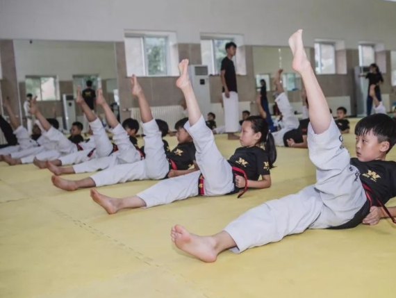 跆拳道加盟費用是多少？