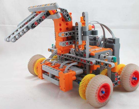 中鳴機器人 中鳴機器人