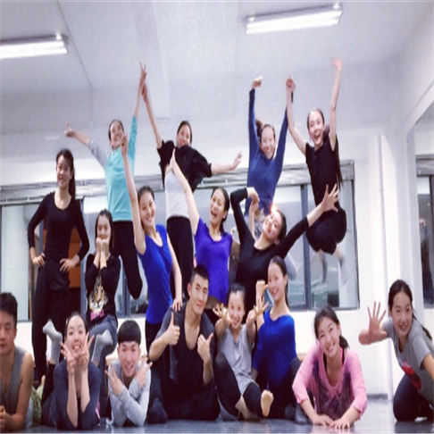 凱迪藝術(shù)培訓(xùn)中心 凱迪藝術(shù)培訓(xùn)中心