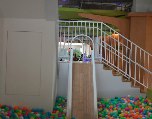 愛(ài)悅藍(lán)天國(guó)際幼兒園