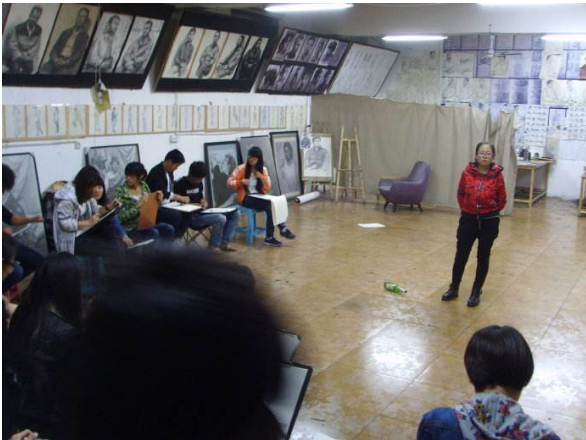 達(dá)芬奇藝術(shù)中心