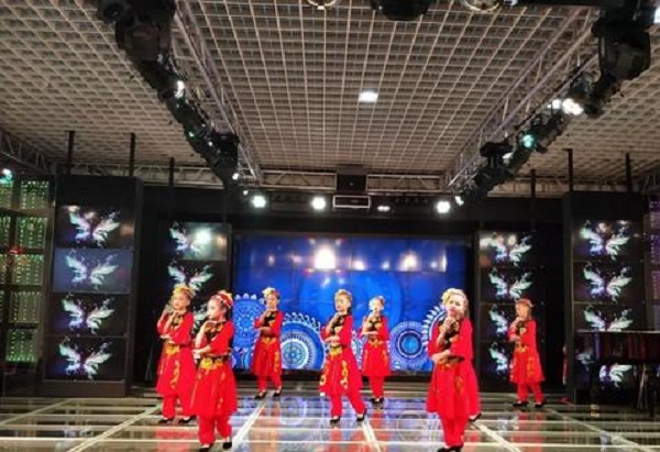 一鳴藝術培訓中心加盟