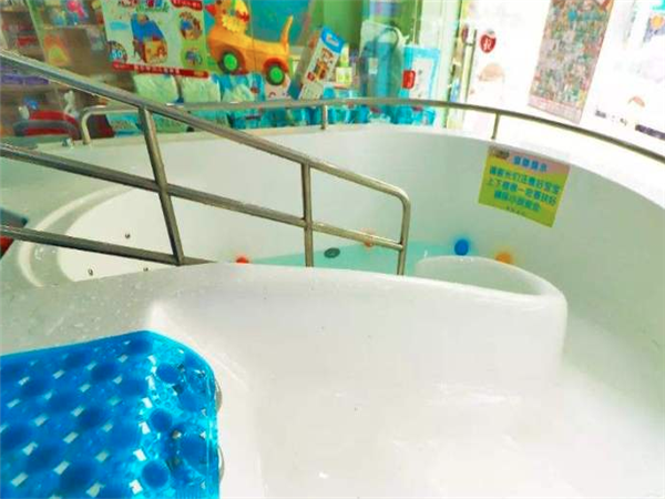 撲撲鯨親子水育早教