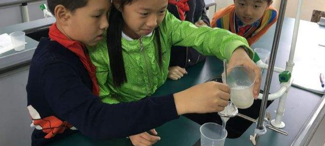 哈利魔法科學加盟