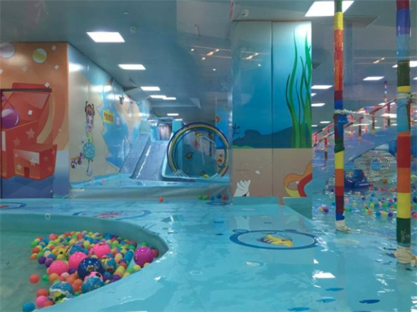 維尼寶貝游泳池