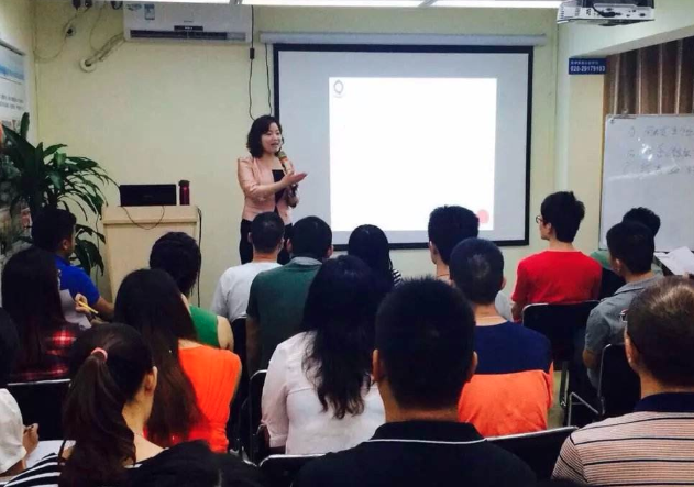 新勵成口才培訓(xùn)