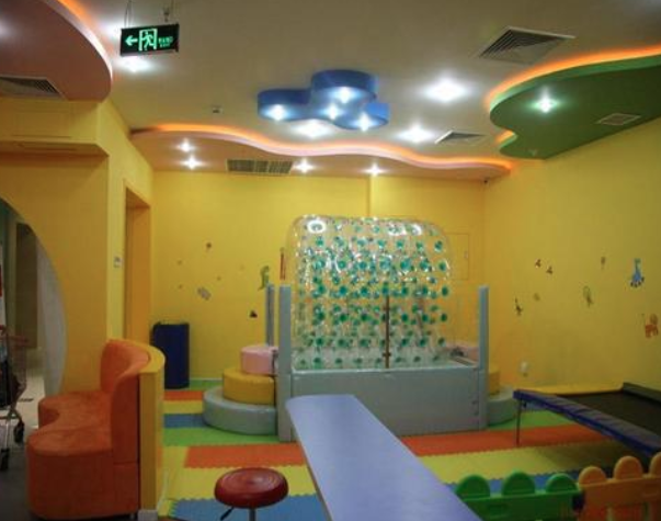 英國樂兜早教加盟