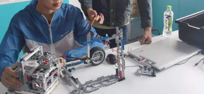 機器人教育加盟