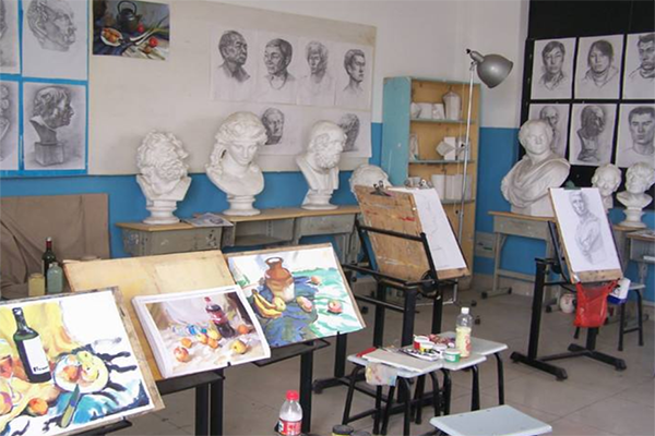 新歌美術培訓學校加盟