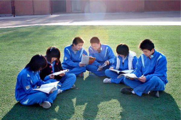 西亞斯輔導(dǎo)中心加盟