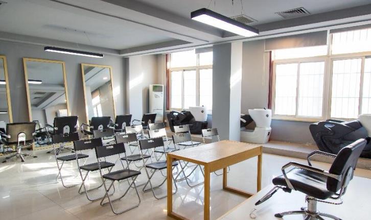 成遠專業形象設計培訓加盟