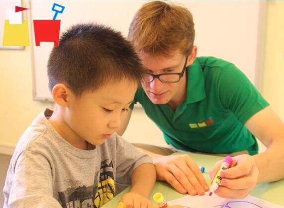 伊娃少兒英語加盟