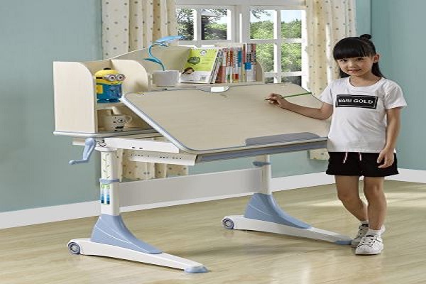 凱酷兒童學(xué)習(xí)桌加盟