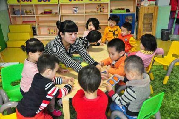 帕夫?qū)W園加盟