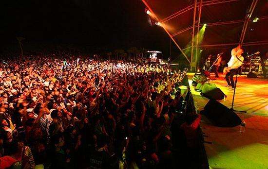 藍爵聲樂舞蹈加盟