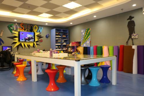 小紅人美術加盟