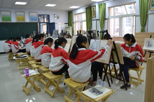 小紅人美術加盟