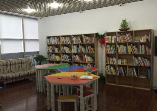 常春藤繪本館加盟 常春藤繪本館加盟