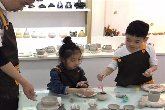 甦鳴陶藝加盟 甦鳴陶藝加盟