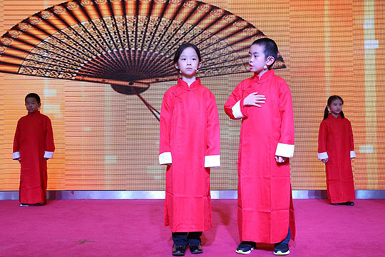 弘德少年語言藝術(shù)加盟 弘德少年語言藝術(shù)加盟