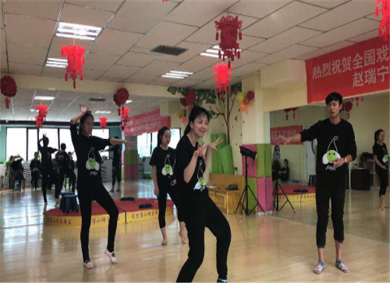 阿提斯加盟 阿提斯加盟