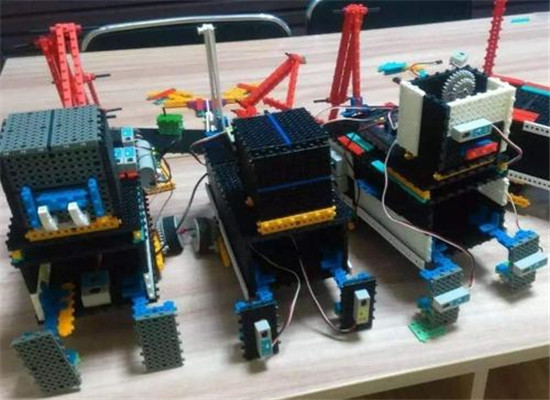 日本修曼機(jī)器人教育加盟 日本修曼機(jī)器人教育加盟