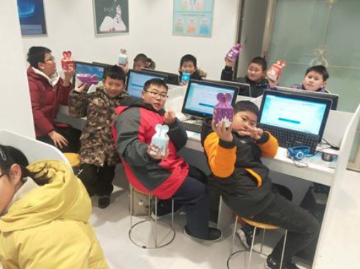 創(chuàng)領(lǐng)者智能英語(yǔ)系統(tǒng)體驗(yàn)中心加盟 創(chuàng)領(lǐng)者智能英語(yǔ)系統(tǒng)體驗(yàn)中心加盟